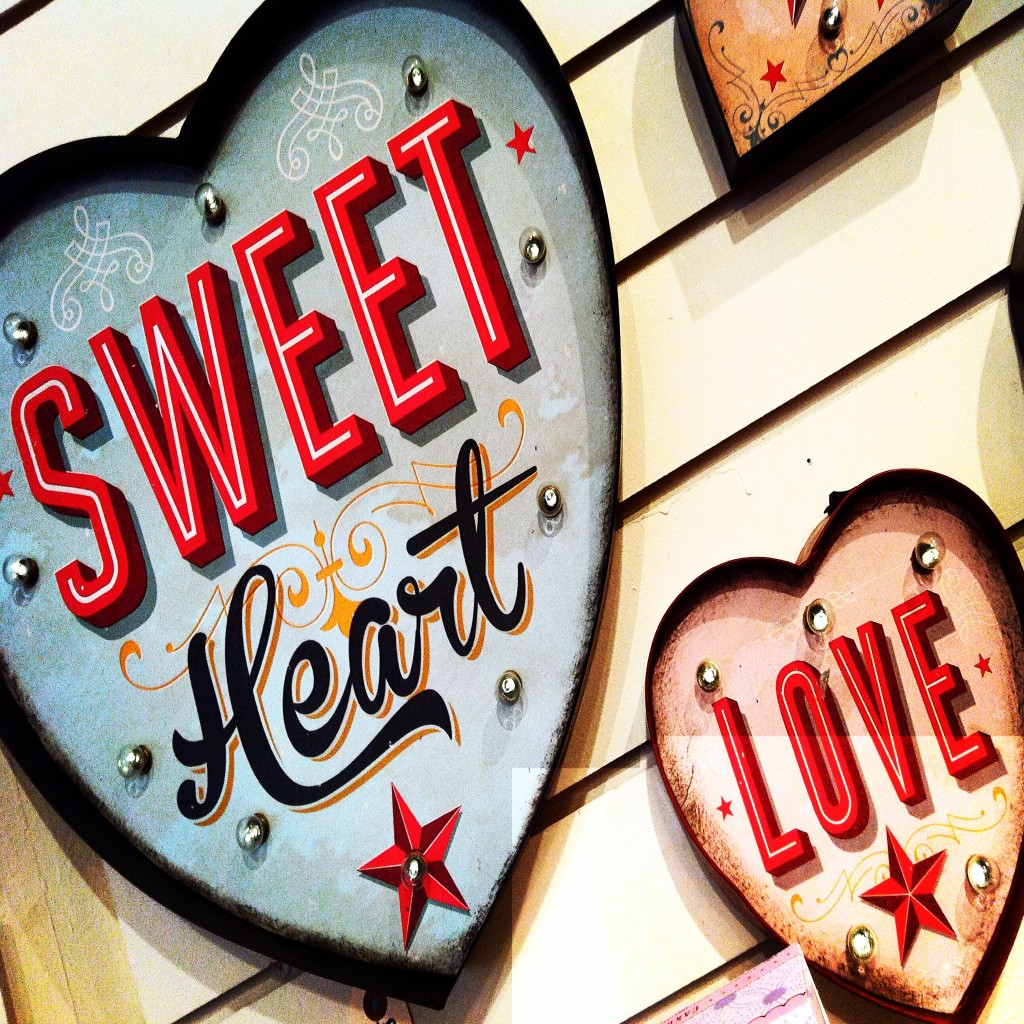 Valentine's Day 6 Retro lights