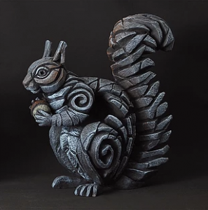 Sculpture grey squirrel