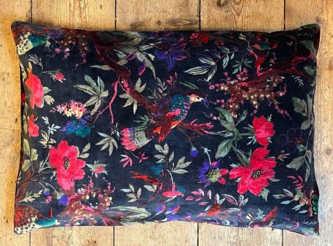 Black Boho Style Floral Design Cotton Velvet Cushion Cover 40x60cm