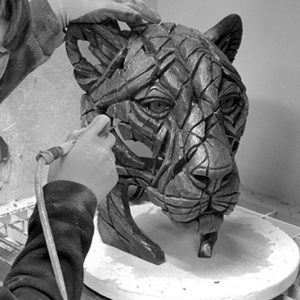 Animal sculptures uk