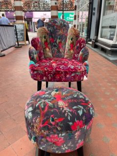 AFAD0791-77CC-4068-82F1-DC3D7C75DA6D AFAD0791-77CC-4068-82F1-DC3D7C75DA6D