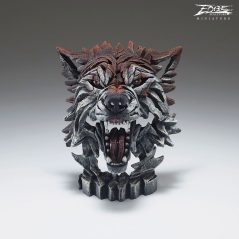 426642402_903385967879337_4987826927766600789_n Wolf Bust Sculpture Miniature